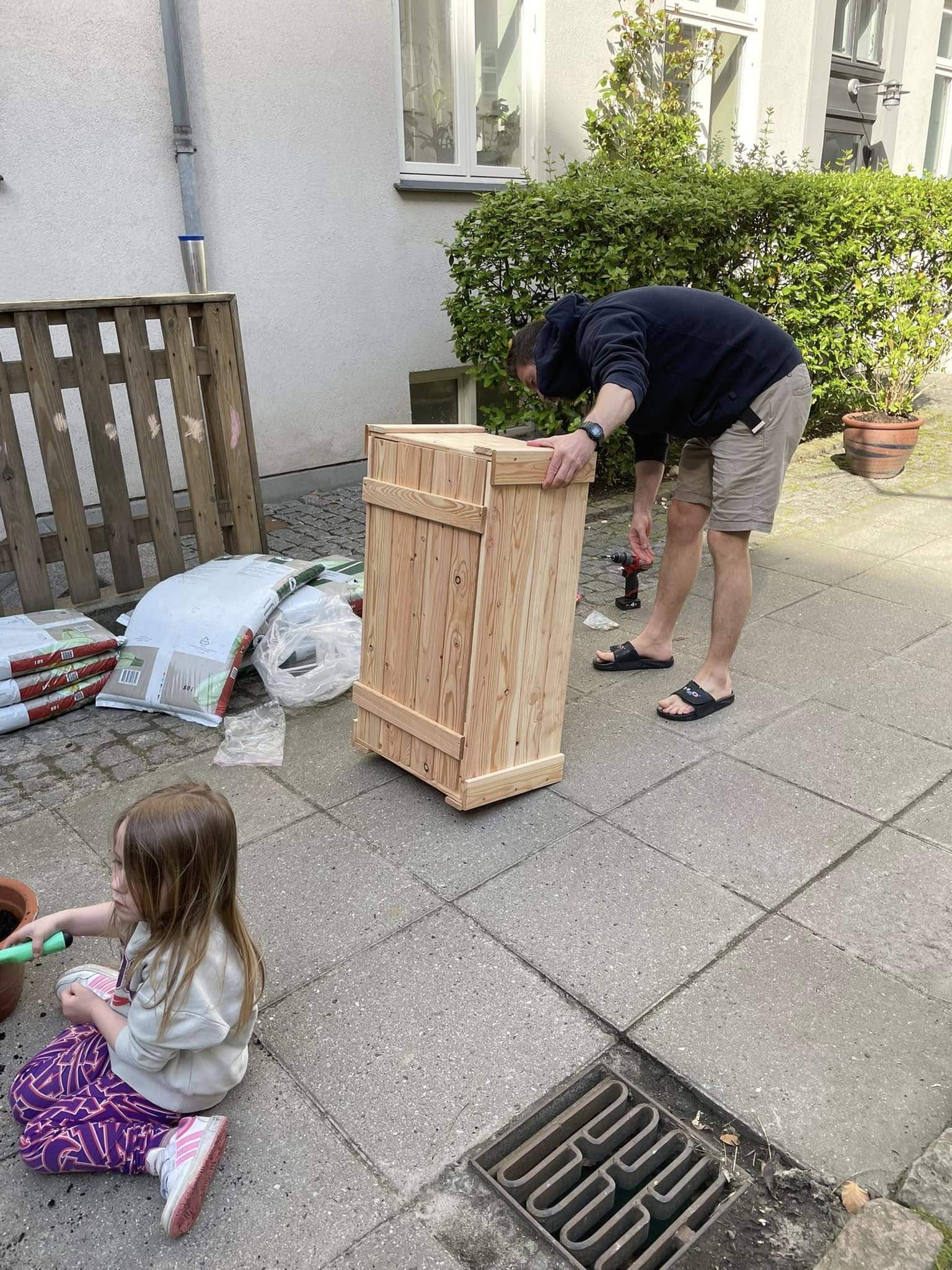 Plantekasser samler ikke sig selv.