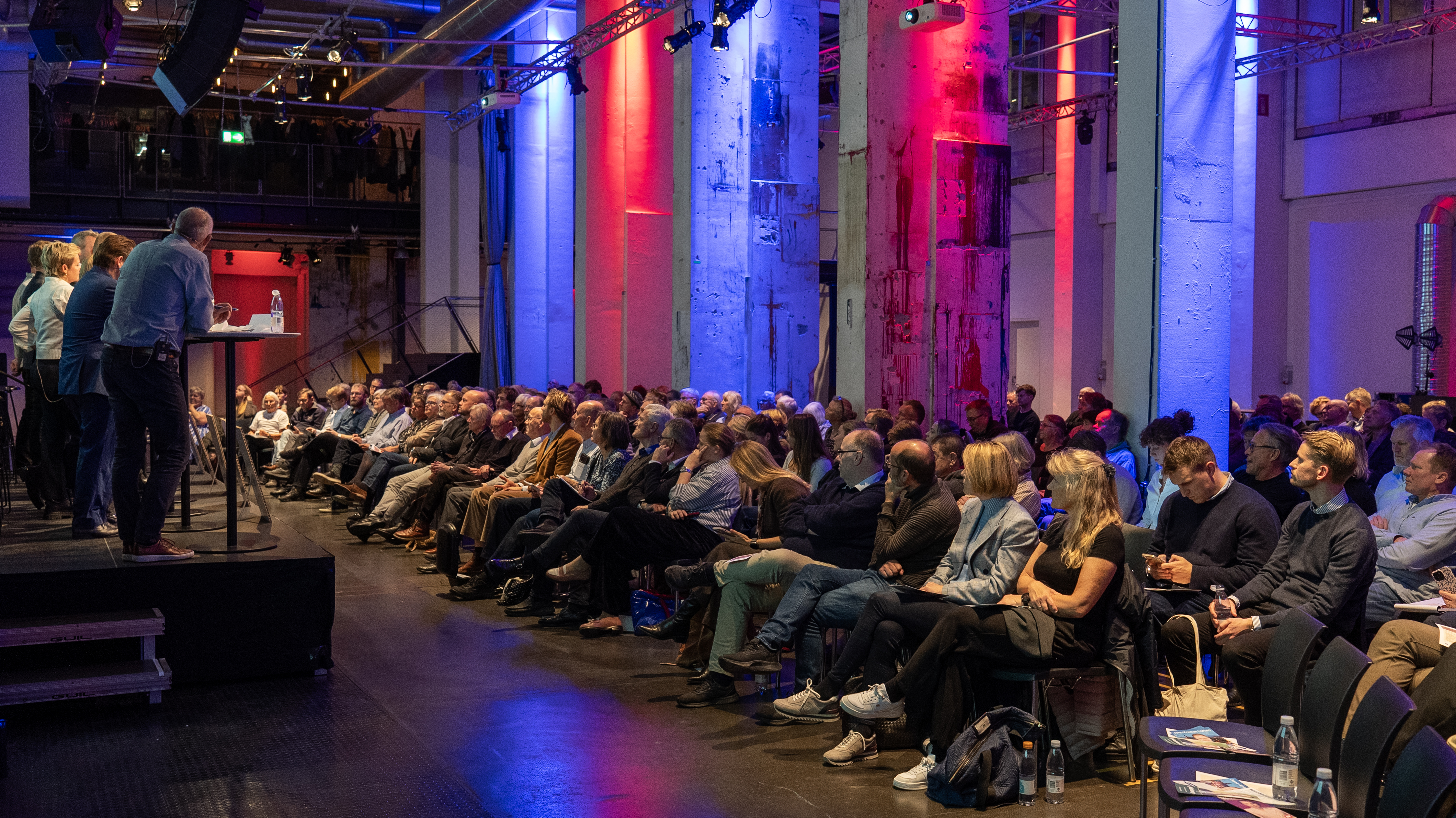 ABF's Kreds Hovedstaden, BL 1. kreds, EjendomDanmark og LLOH stod bag det boligpolitiske vælgermøde.