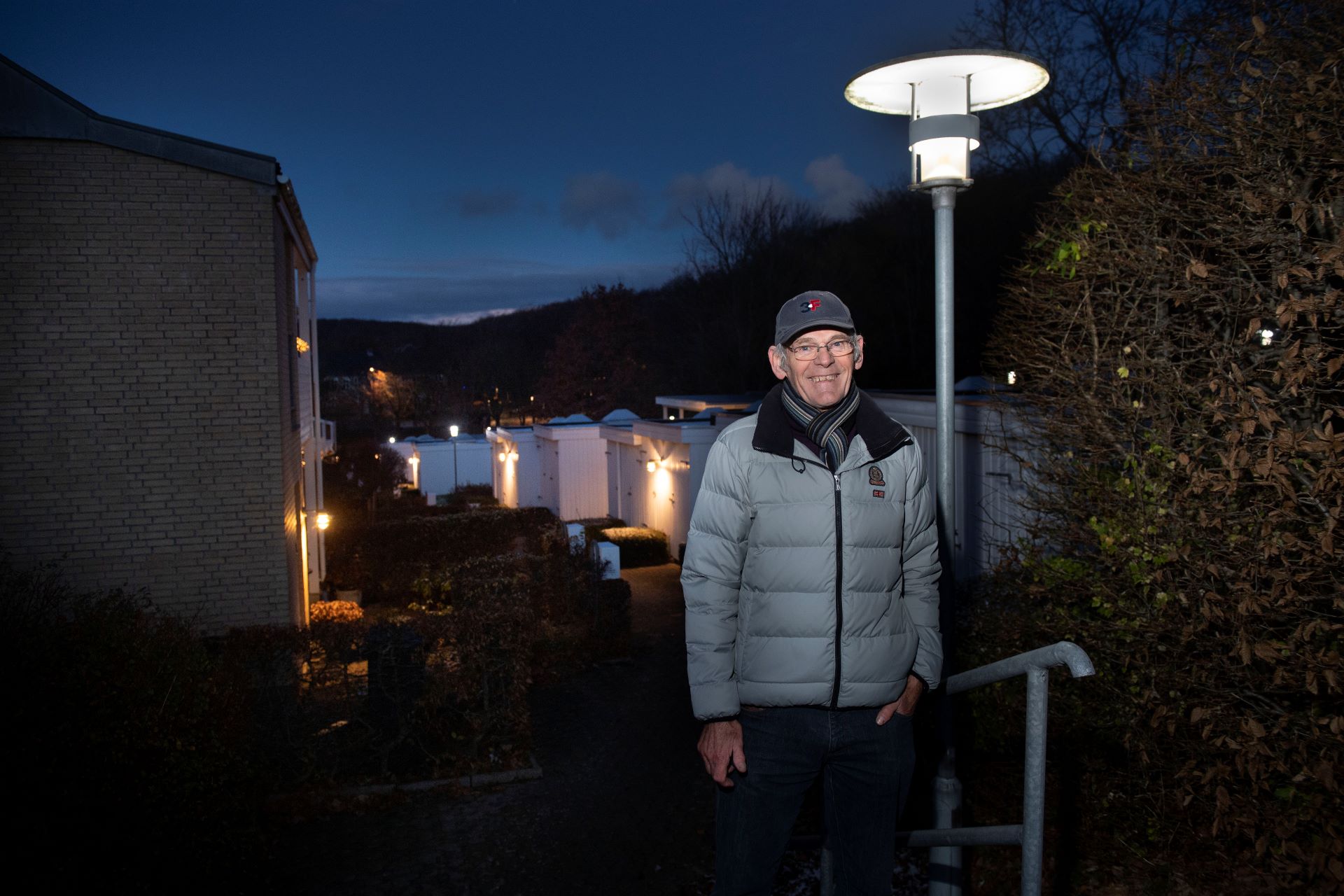 Svend Erik Laustsen har lagt mange timer i at få foreningens udearealer til at fremstå præsentable,  